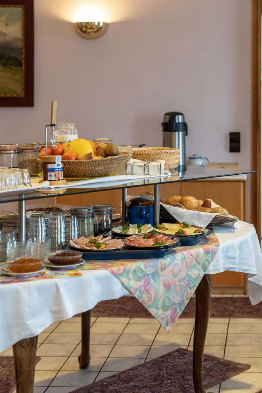 Enjoyhotel Garni Korntal Stuttgart B&B Parkplatz Sprinter מראה חיצוני תמונה