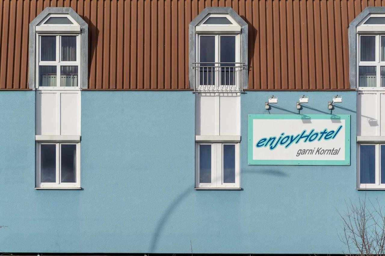 Enjoyhotel Garni Korntal Stuttgart B&B Parkplatz Sprinter מראה חיצוני תמונה